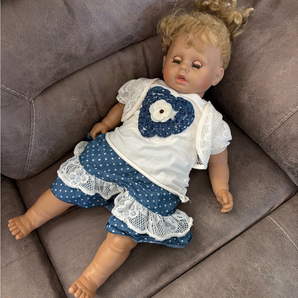 Vintage 1980’s Plush-Body Baby Doll - Picture 3 of 4
